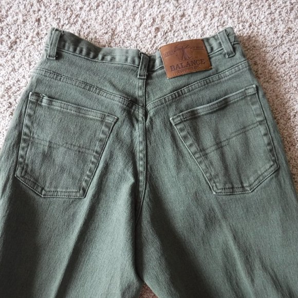 Vintage Balance High Waist Jeans - Picture 2 of 3